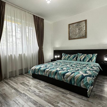 Comfort Apartment Targoviste Zewnętrze zdjęcie