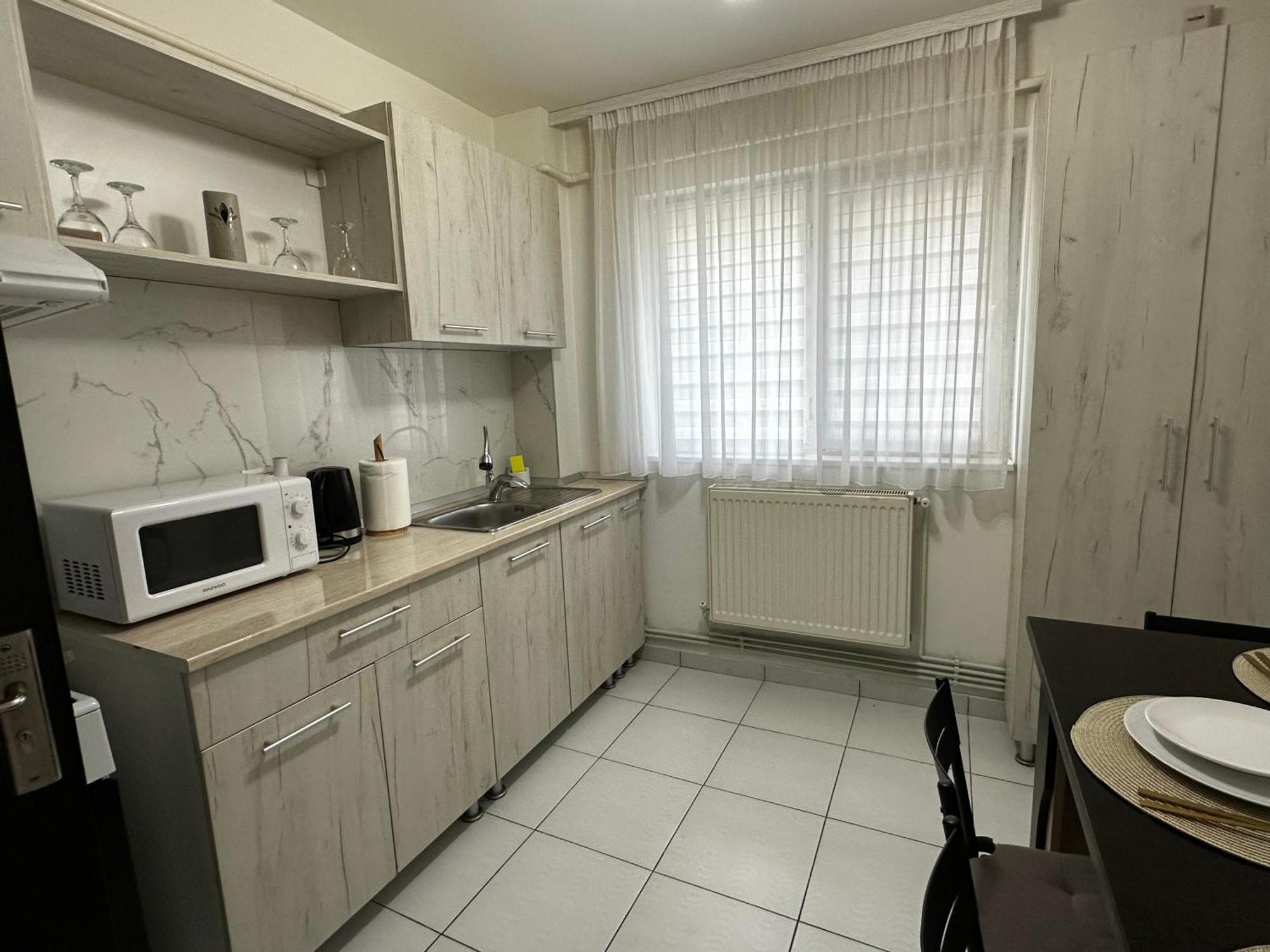 Comfort Apartment Targoviste Zewnętrze zdjęcie