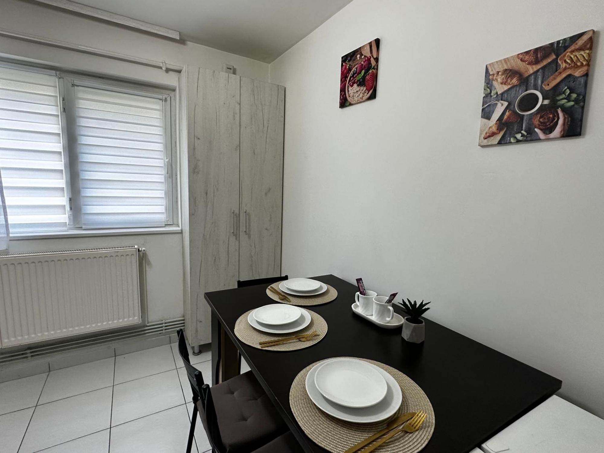 Comfort Apartment Targoviste Zewnętrze zdjęcie